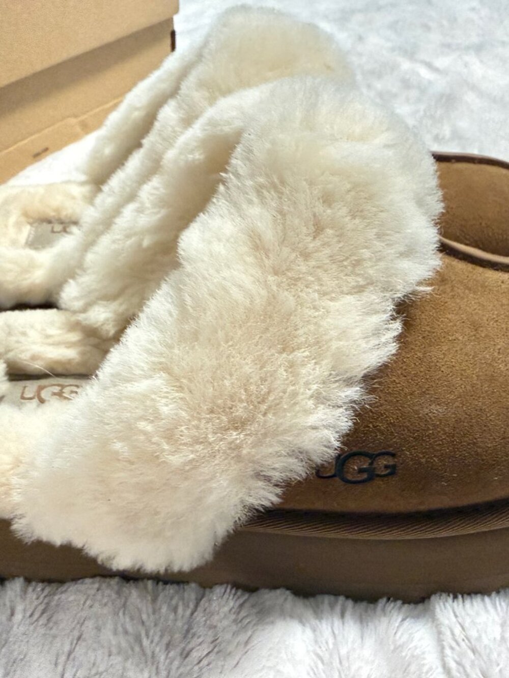 UGG Disquette with 1" platform sole - Chestnut Brown Women's Size 10